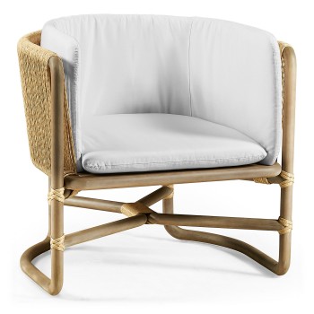 LOUNGE CHAIR