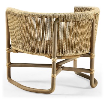LOUNGE CHAIR