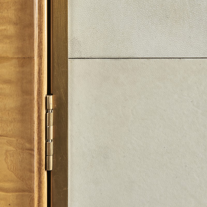 COAT CABINET