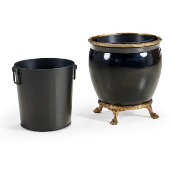 BLACK GLOSSY CERAMIC CHINESE VASE