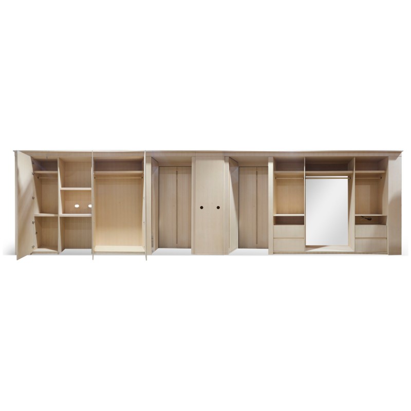 Closet T3 Left (Twin Closet)