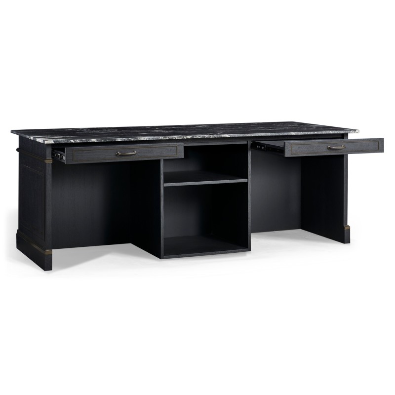 Desk at Concierge