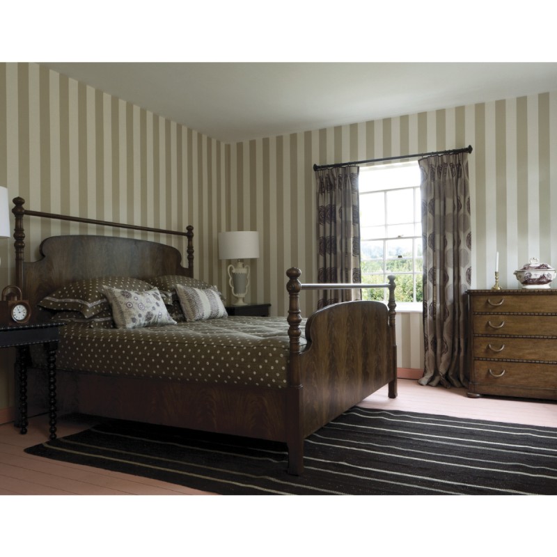 Aberfoyle Grey Fruitwood Chest of Drawers