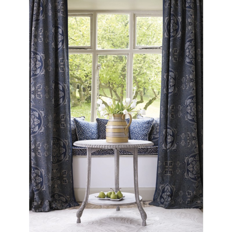 Moxby Grey Oak Table